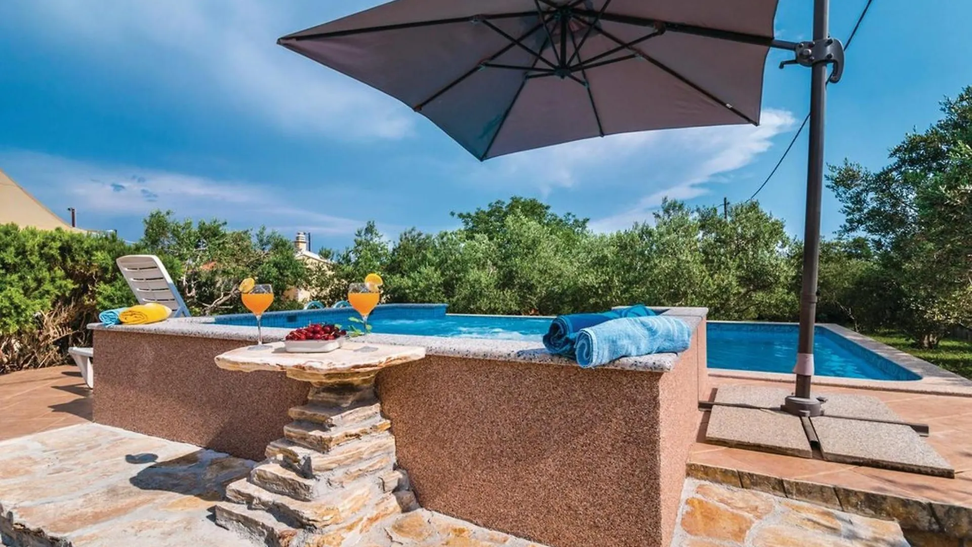 Picturesque Escape Holiday Home With Pool And Sauna Kastel Novi