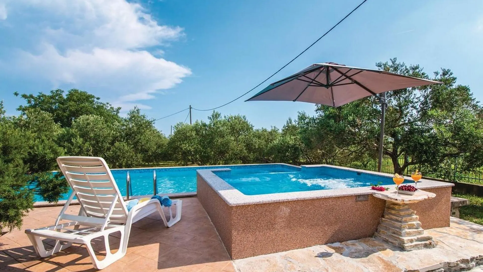 Picturesque Escape Holiday Home With Pool And Sauna Kastel Novi