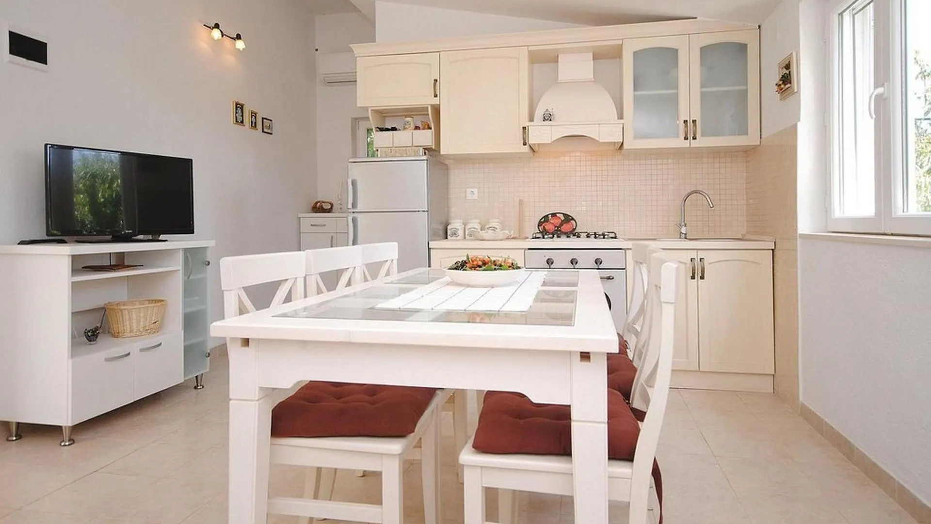 Picturesque Escape Holiday Home With Pool And Sauna Kastel Novi