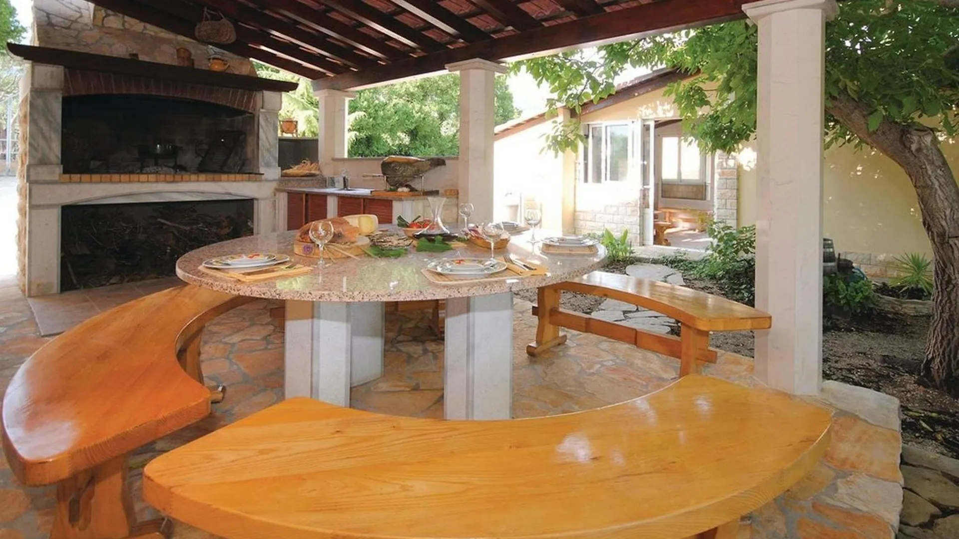 Picturesque Escape Holiday Home With Pool And Sauna Kastel Novi